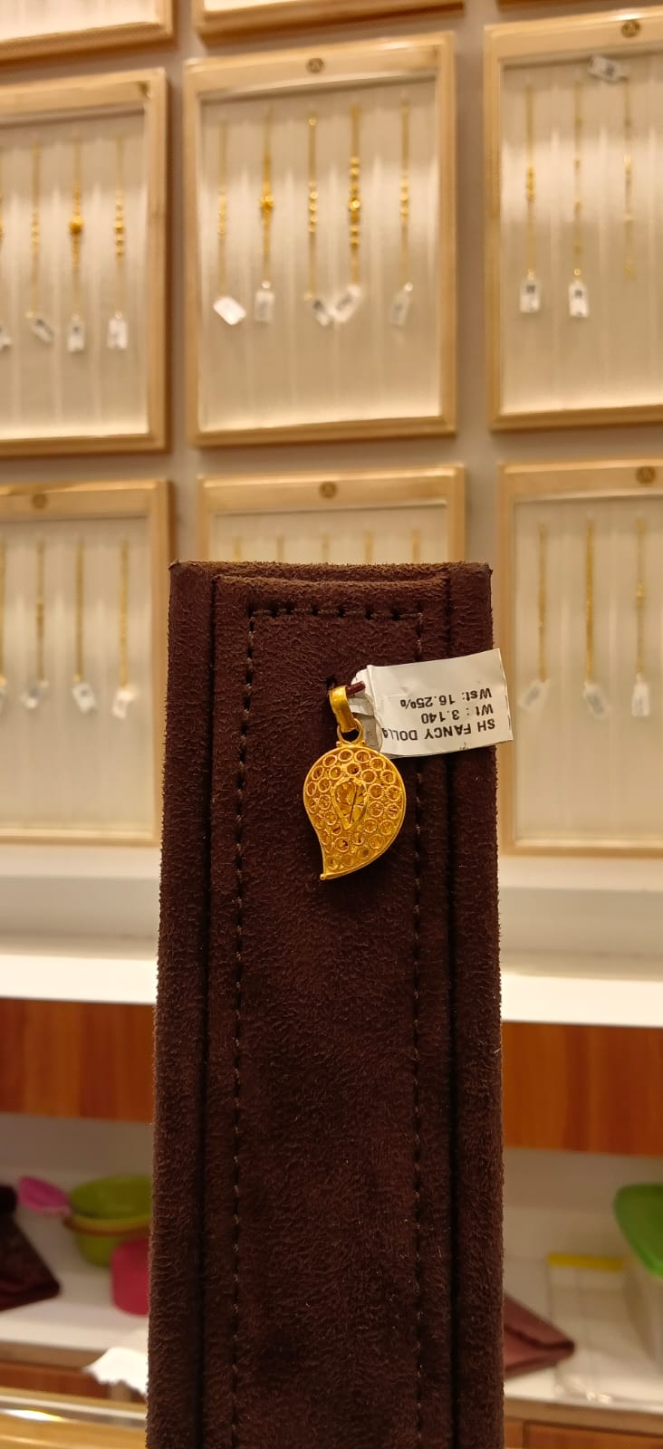 Single Hook Dollar